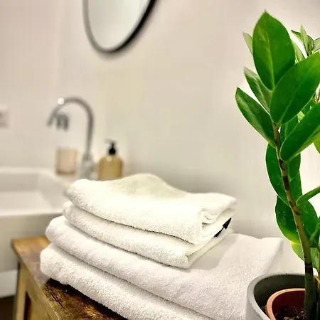 Modern M4 Tolstoj Self-check-in Apartamento Milán