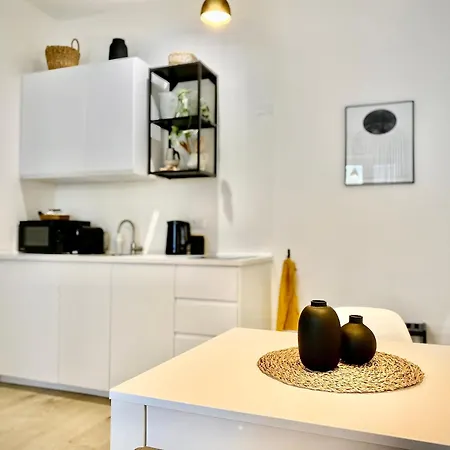 Modern M4 Tolstoj Self-check-in Apartamento Milán